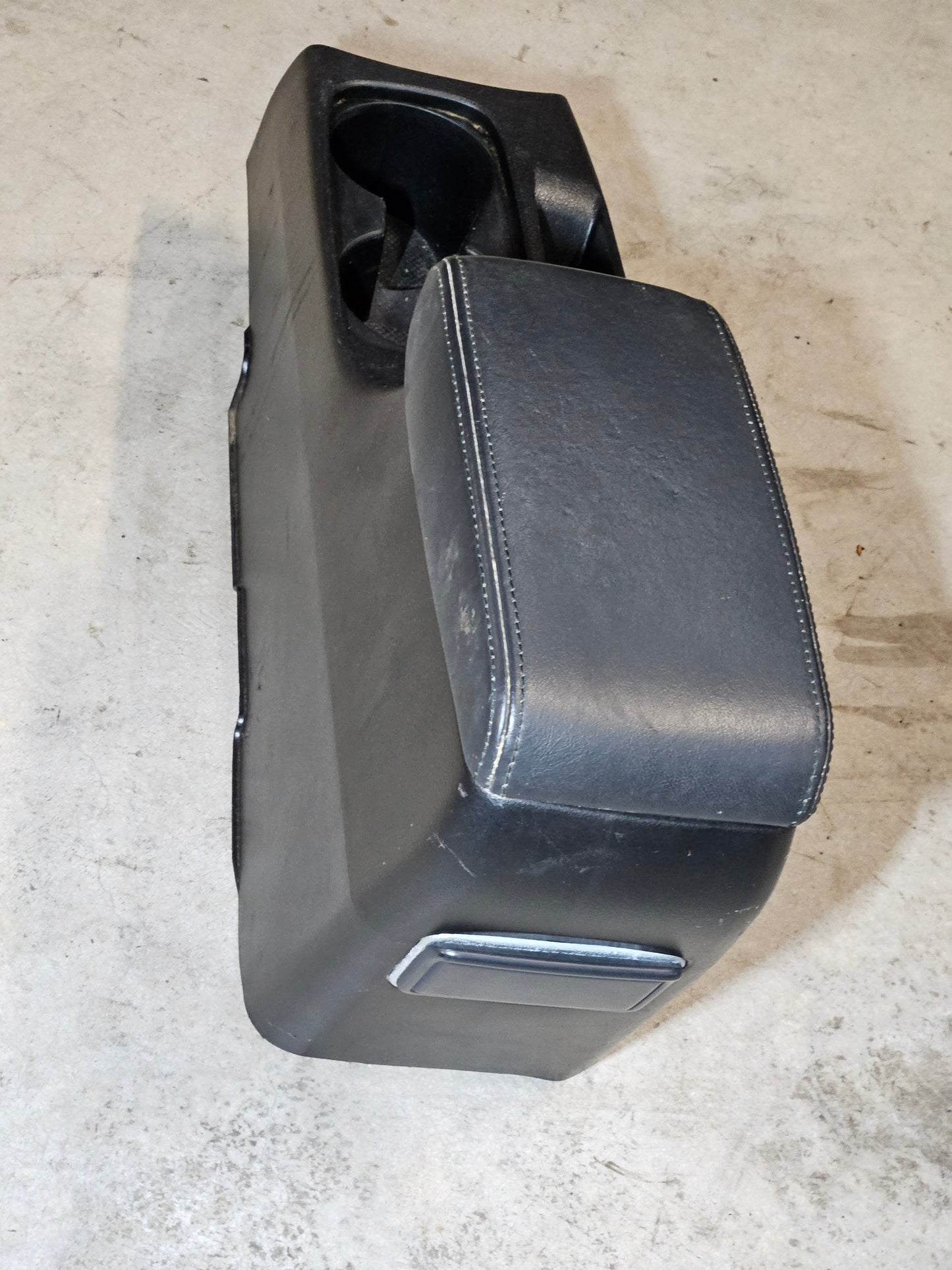 Evo 8-9 SSL Leather Center Console Arm Rest