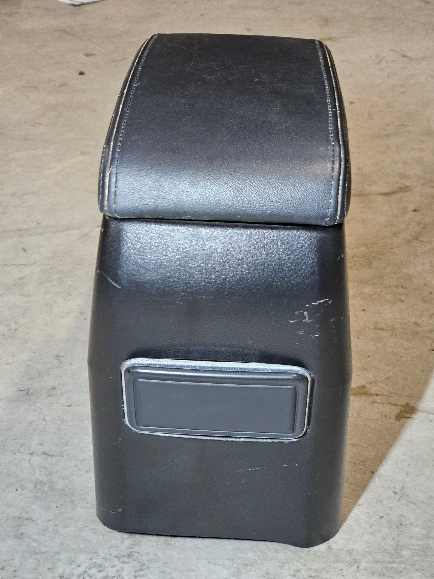 Evo 8-9 SSL Leather Center Console Arm Rest