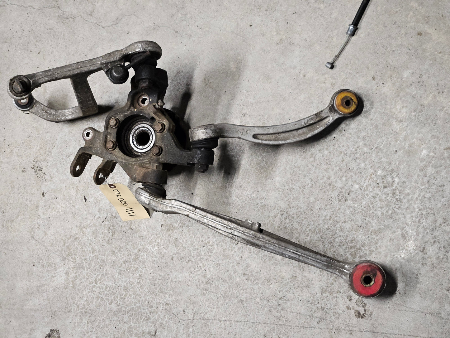 Rear Hubs & Control Arms w/ Bushings