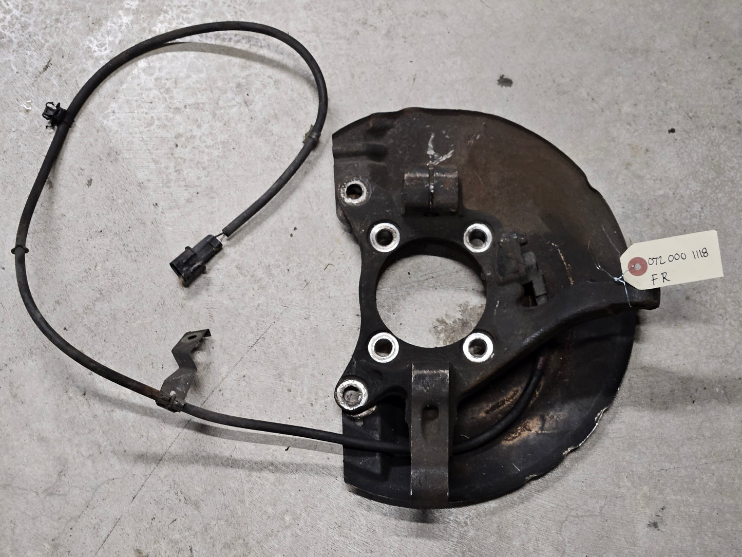 Evo 7 8 9 Front Left Hub & ABS Sensor - MR554421