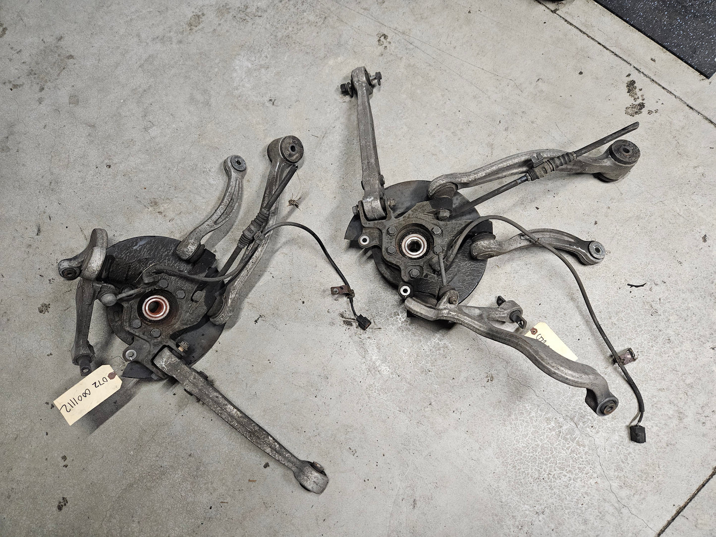 Rear Complete Hubs & Control Arms