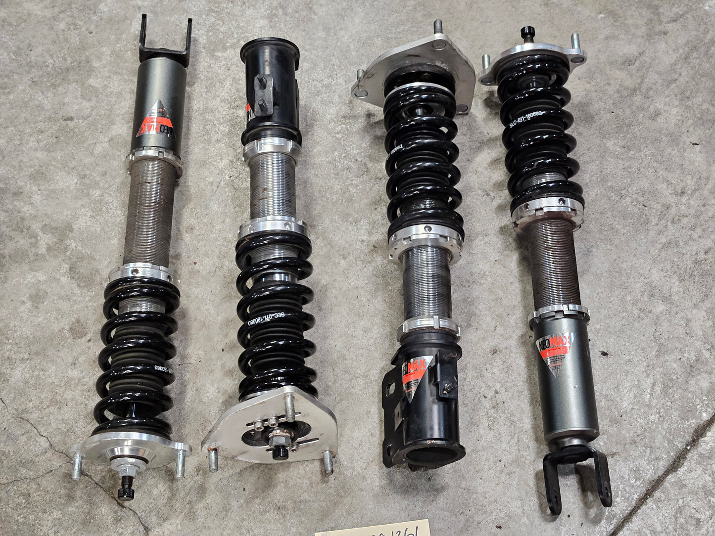 Evo 8/9 Silver's NeoMax Coilovers